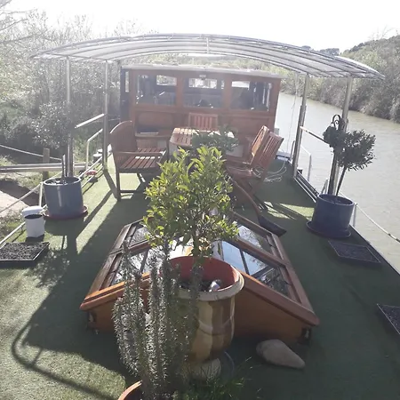 Peniche Caroline * Capestang